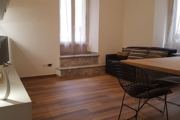 Room 25 of 41