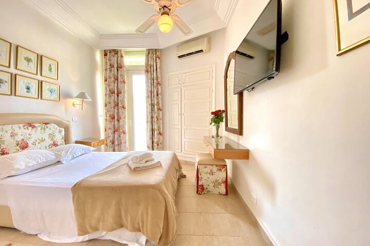 Room 18 of 46