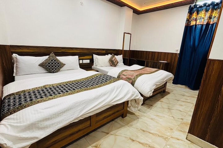 Room 5 of 28