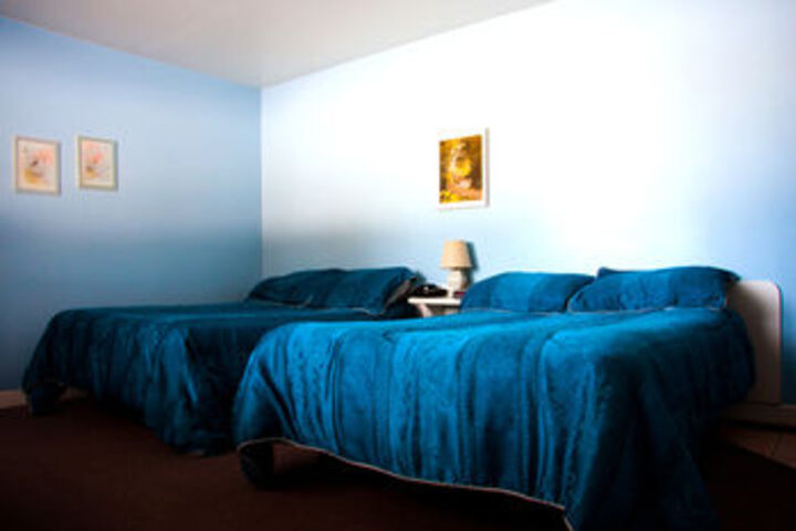 Room 8 of 27