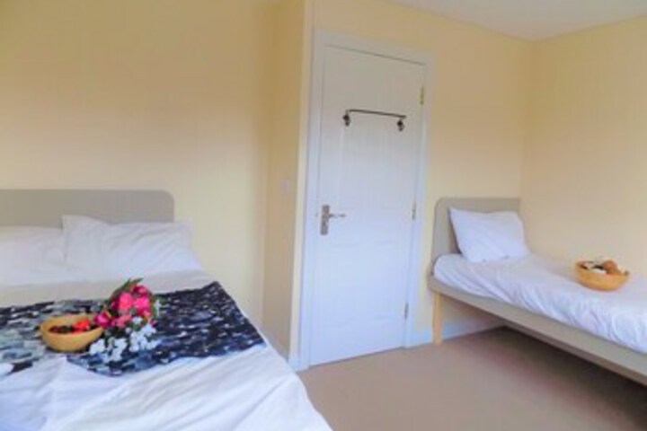 Room 28 of 49