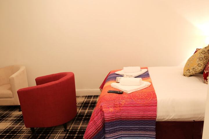 Room 23 of 69