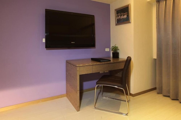 Room 30 of 62