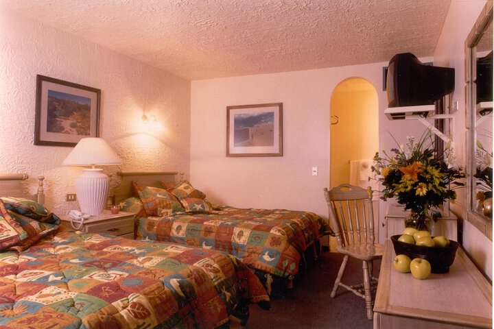 Room 3 of 13