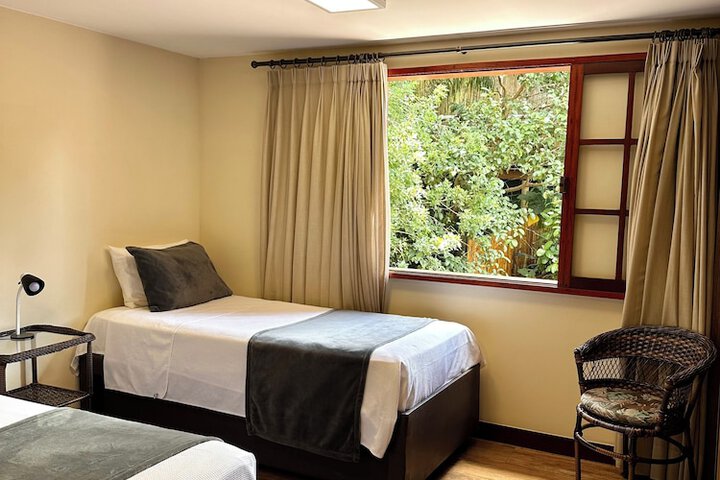 Room 48 of 75