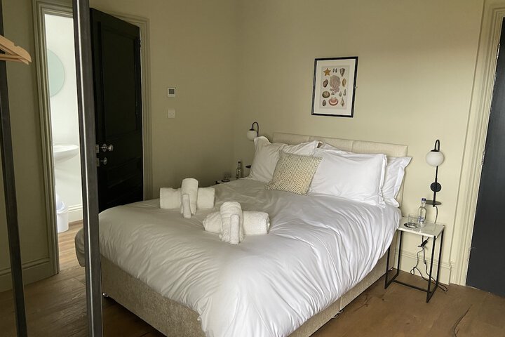 Room 3 of 45
