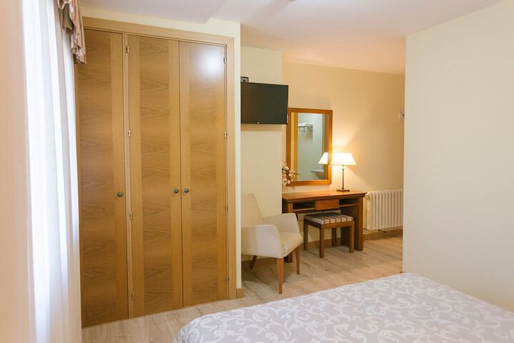 Room 30 of 175