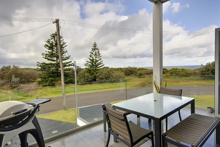 Terrace/Patio 7 of 13