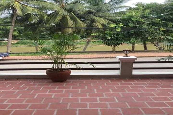 Terrace/Patio 13 of 24