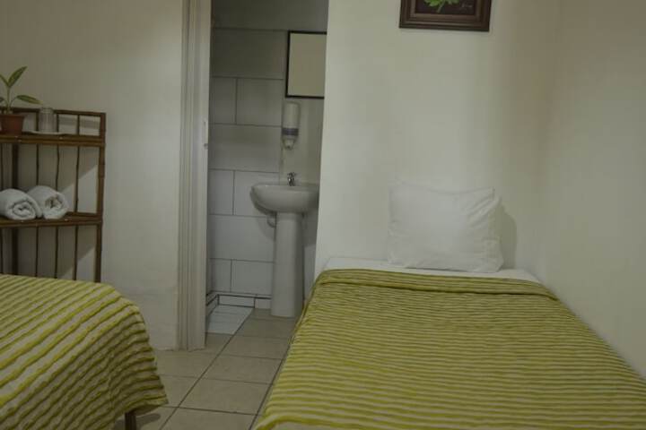 Room 95 of 269