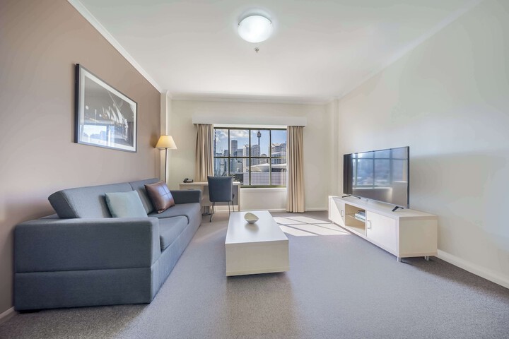 Room 106 of 190