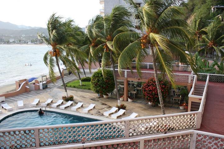 Hotel Entry