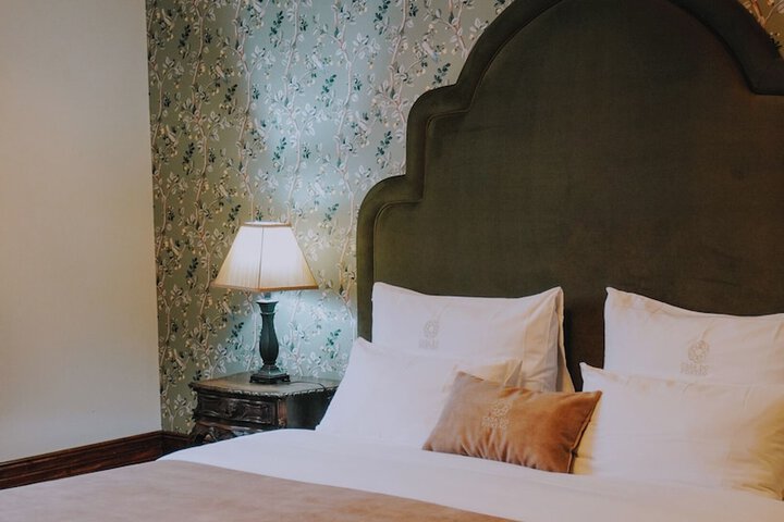 Room 21 of 103