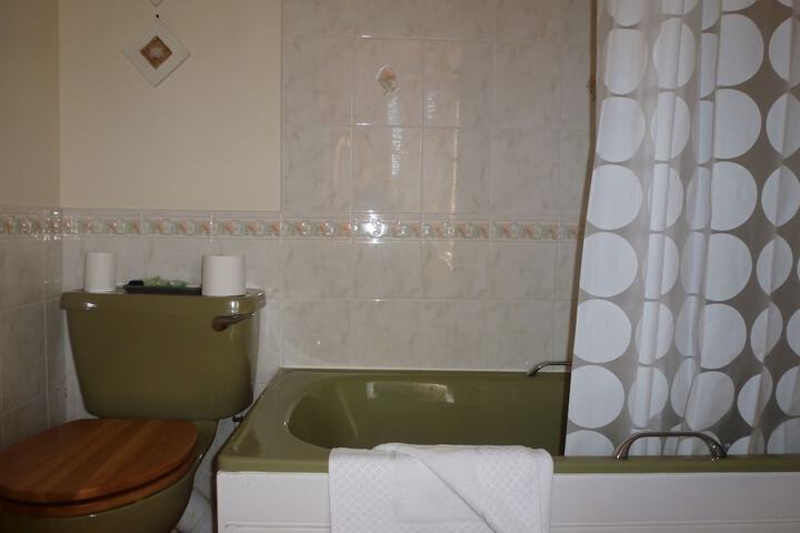 Room 21 of 37
