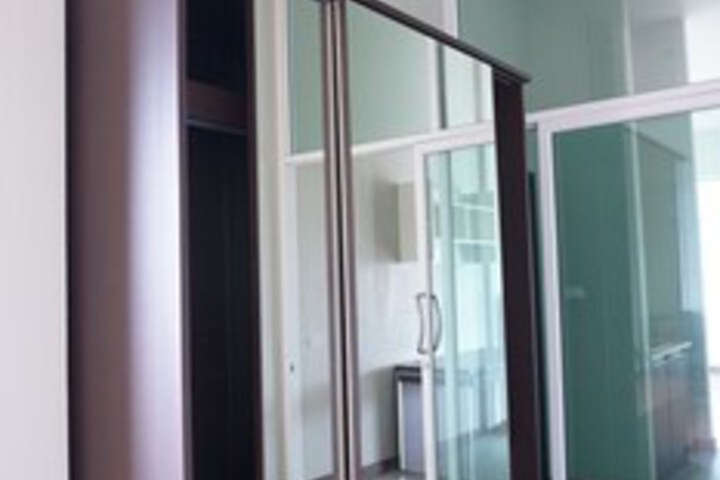 Room 33 of 42