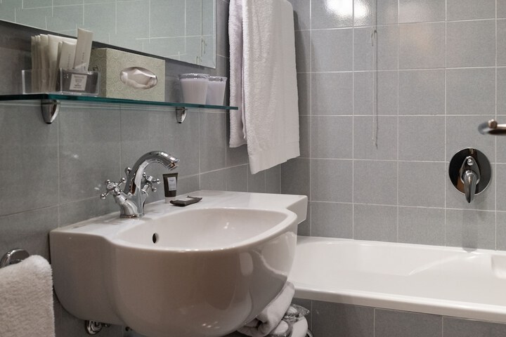 Clean Restrooms