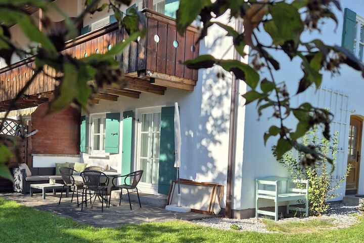 Hotel Exterior 68 of 70