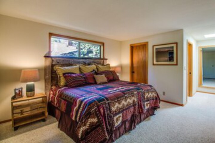 Room 44 of 49