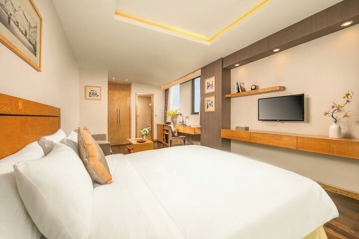 Room 20 of 98