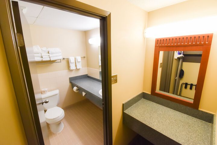 Room 21 of 42