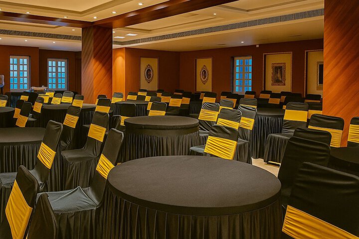 Ballroom/Hall 48 of 57