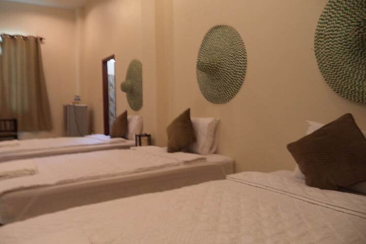Room 18 of 38
