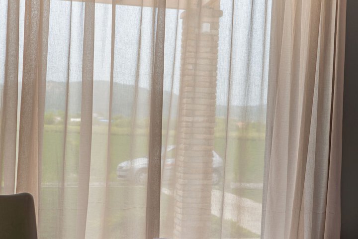 Room 27 of 50