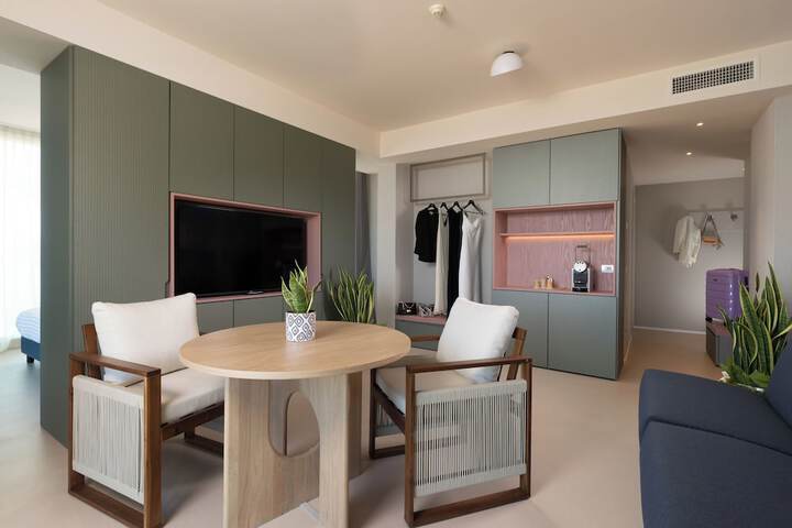 Room 17 of 113