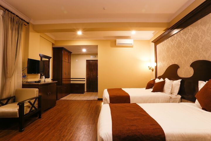 Room 14 of 85
