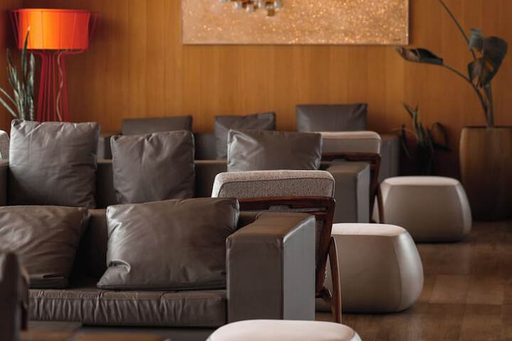 Hotel Interior 19 of 102