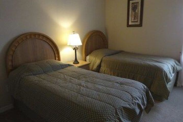 Room 22 of 77