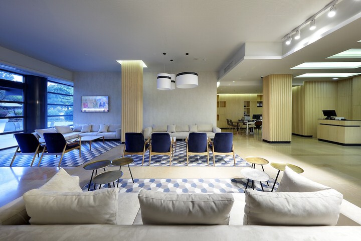 Lobby Entry