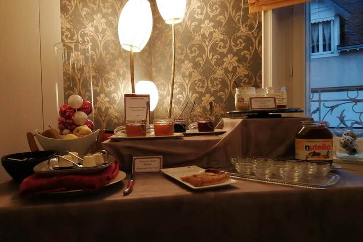 Dining 50 of 75