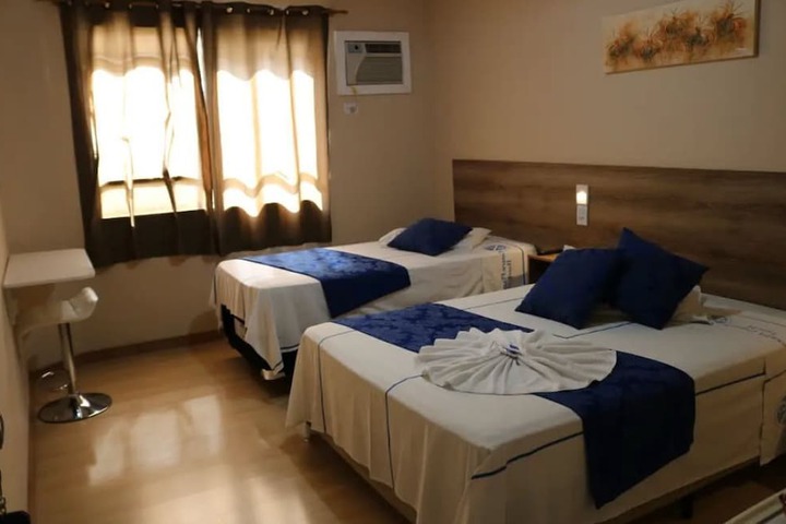 Room 18 of 35