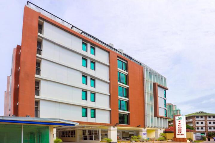 Tycoon Suite Hotel