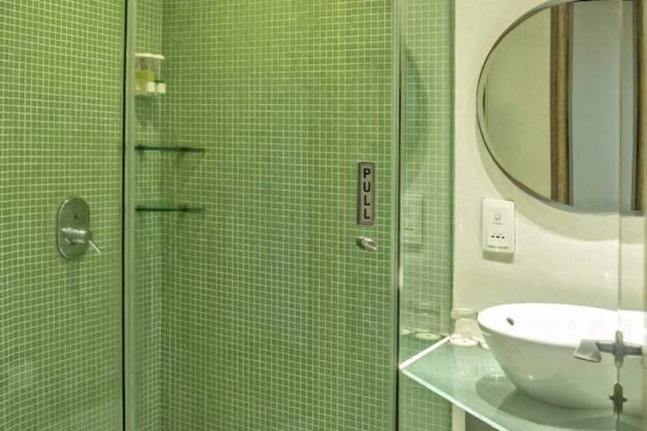 Clean Restrooms