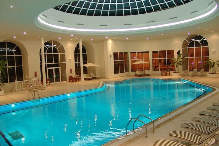 Pools & Facilities
