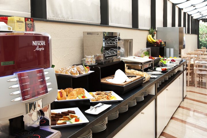 Breakfast/Coffee Service 45 of 74