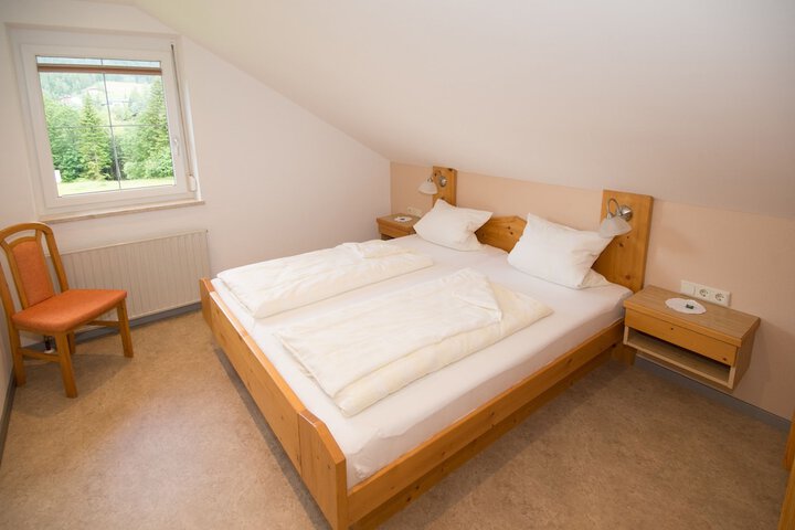Room 5 of 59