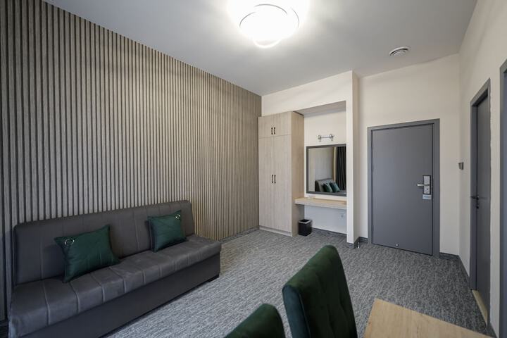 Room 21 of 209