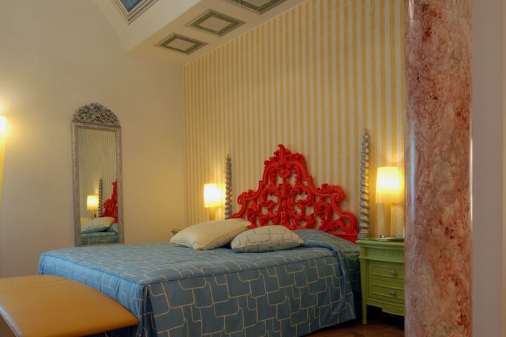 Room 14 of 115