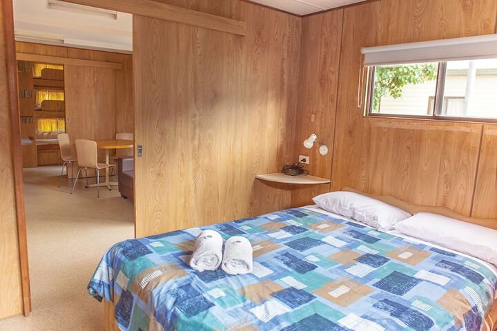 Room 2 of 48