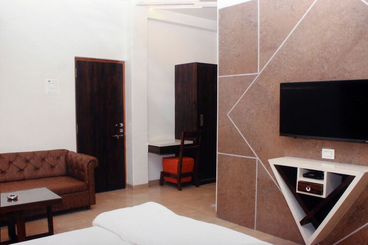Room 29 of 36