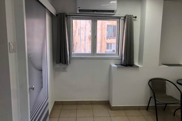 Room 96 of 140