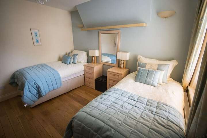 Room 9 of 47