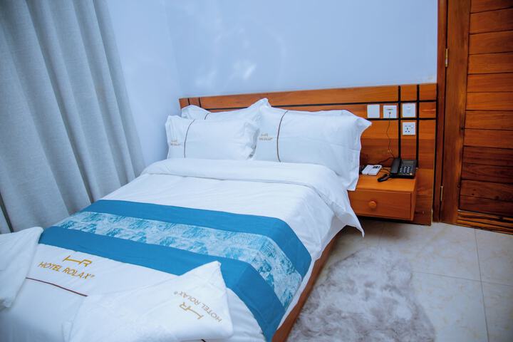 Room 15 of 36