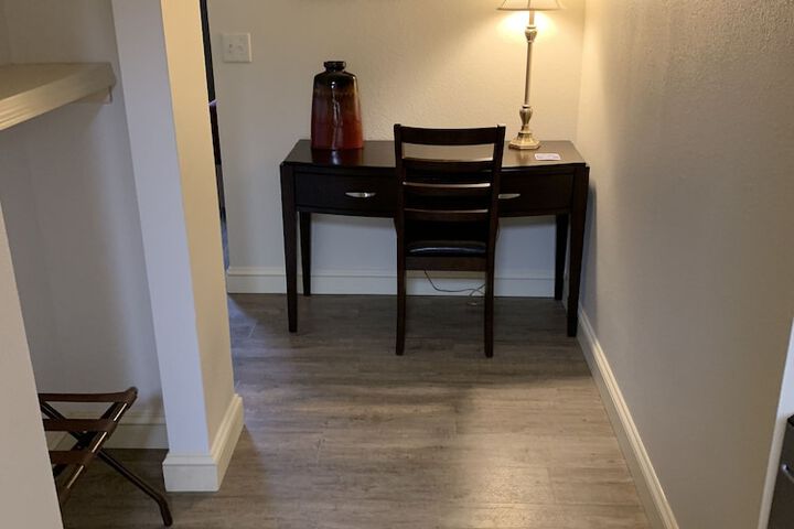 Room 75 of 297