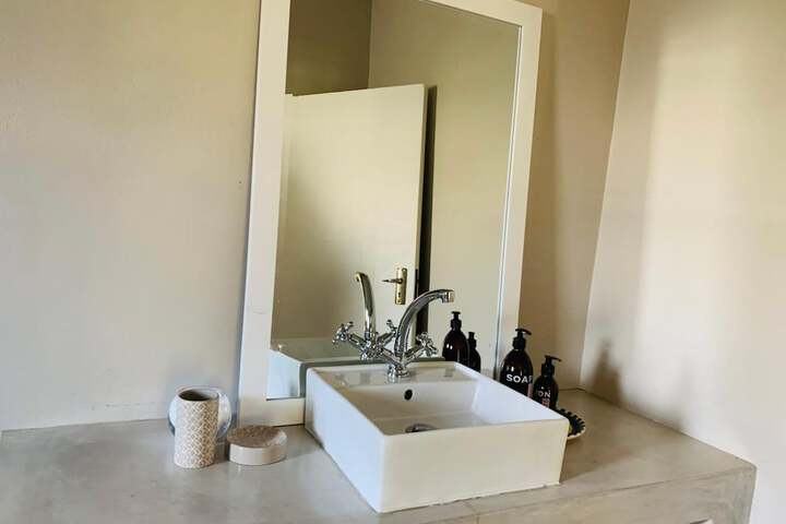 Bath Interior