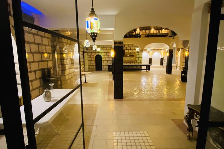 Hotel Interior 4 of 149