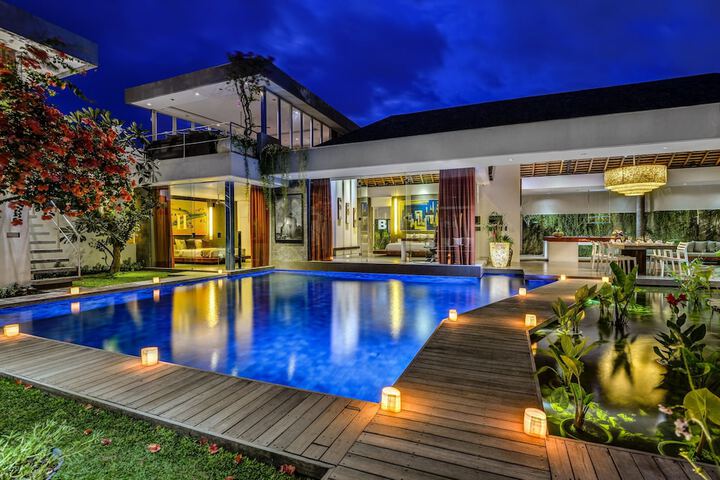 Pool 19 of 29